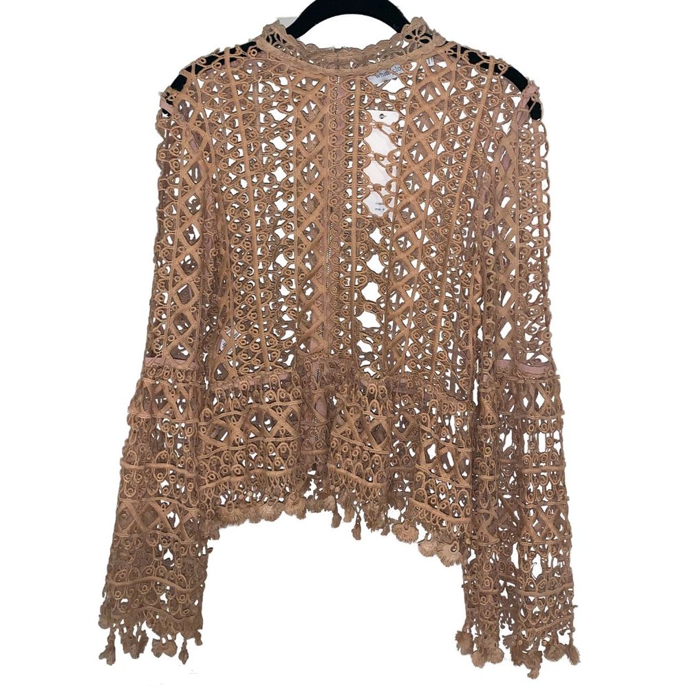 NWT White | Closet Top